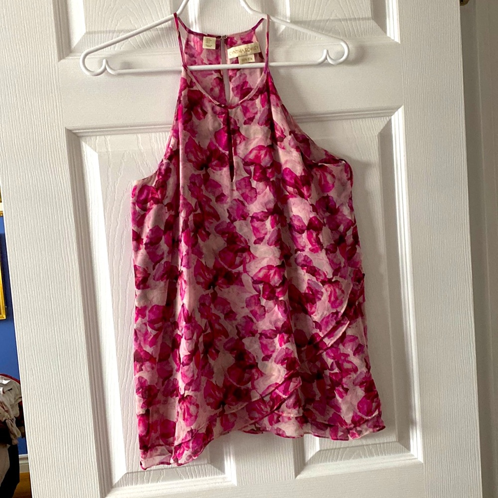 Cynthia Rowley 100% silk Barbie pink fuchsia shades of petals keyhole halter top